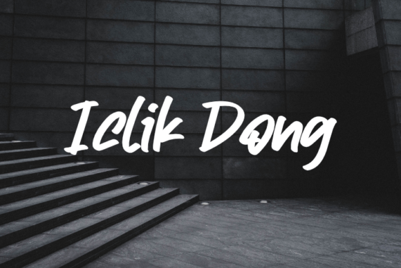 The Editorial Charm of the Iclik Dong Script Font